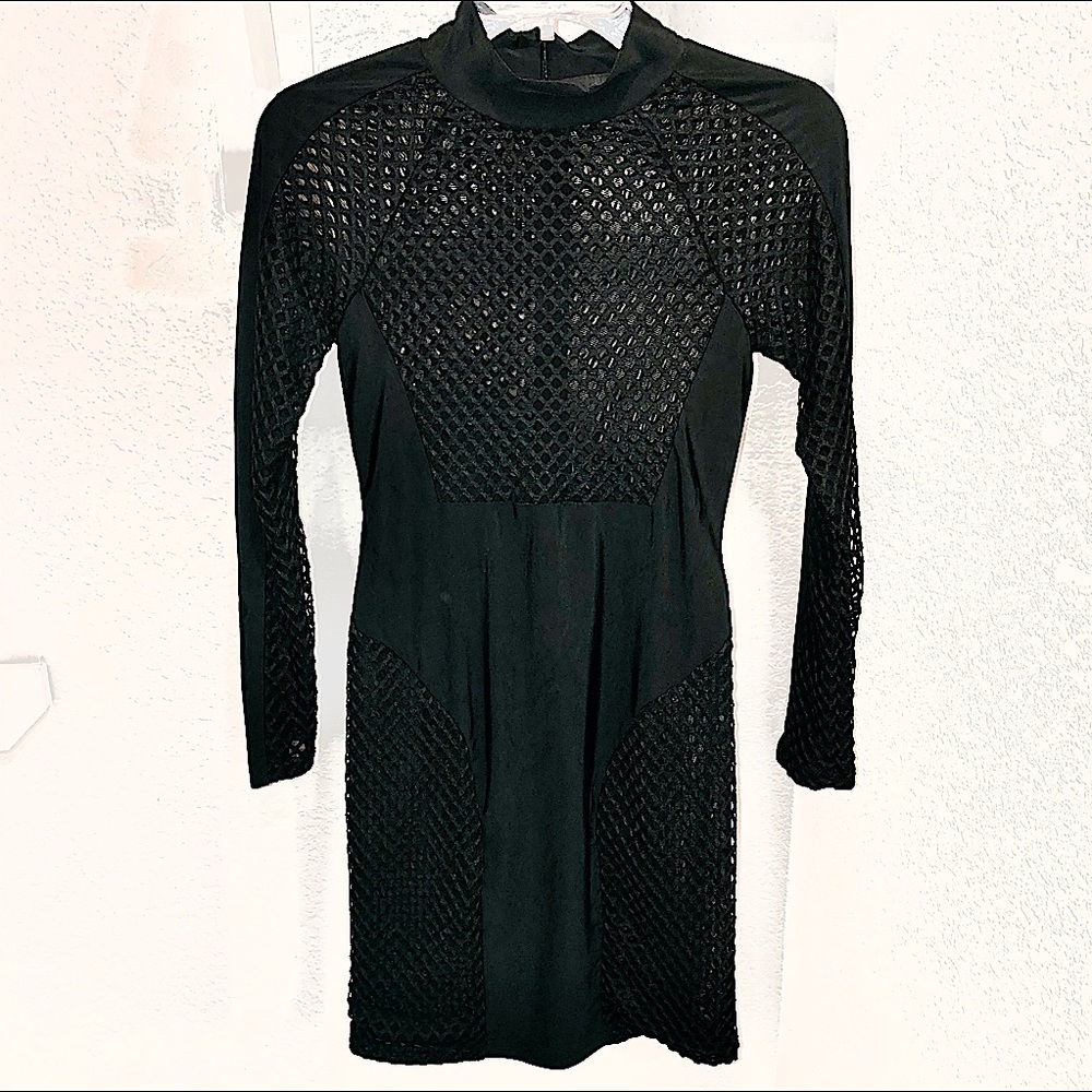 👗 NWOT Sexy All Black Party Dress Size Small LBD